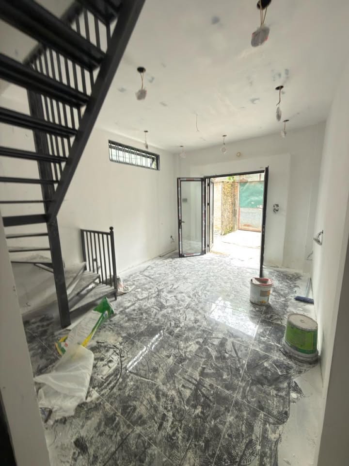 Nhà Tân Mai Hoàng Mai 35m² giá 3 tỷ - Sẵn sàng ở ngay!