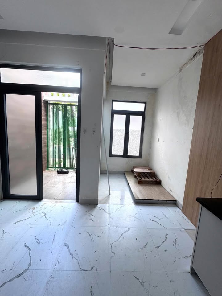 Nhà nguyên căn Lý Thái Tổ, Buôn Ma Thuột 60m² - Ô tô vào tận nhà!