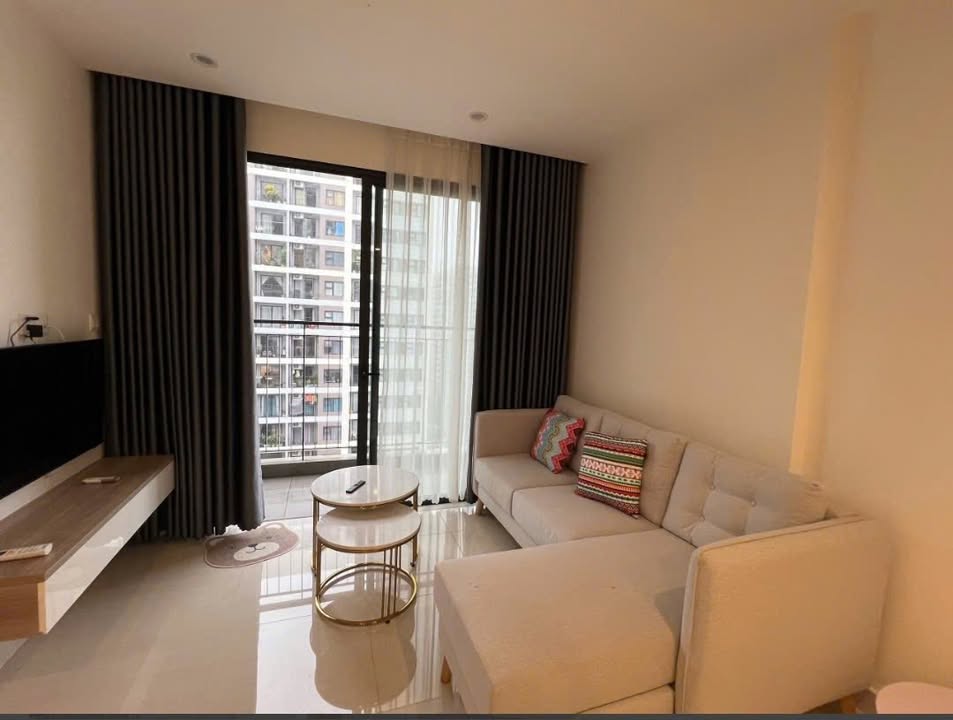 Căn hộ Vinhomes Grand Park Thủ Đức 8.2 triệu - Full nội thất cao cấp!