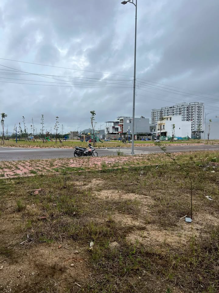 Đất Ecohome Quy Nhơn 102m² - Mặt tiền Nguyễn Diêu, Sổ sẵn, Giá 3.25 Tỷ