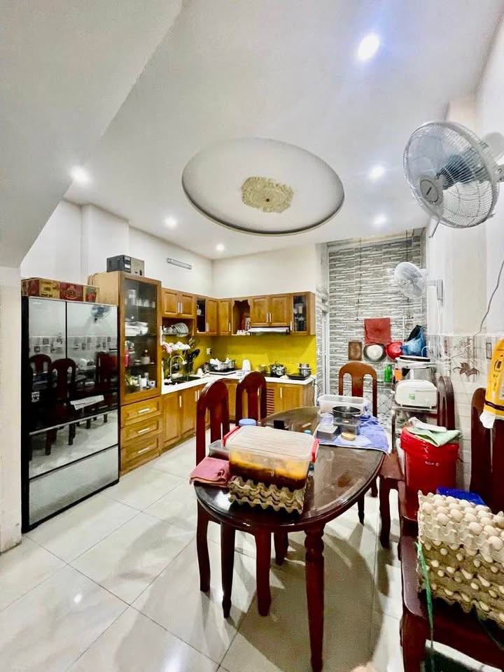 Bán Gấp Nhà 129m² Lê Tấn Bê, Bình Tân - Tặng Nhà 2 Tầng Kiên Cố