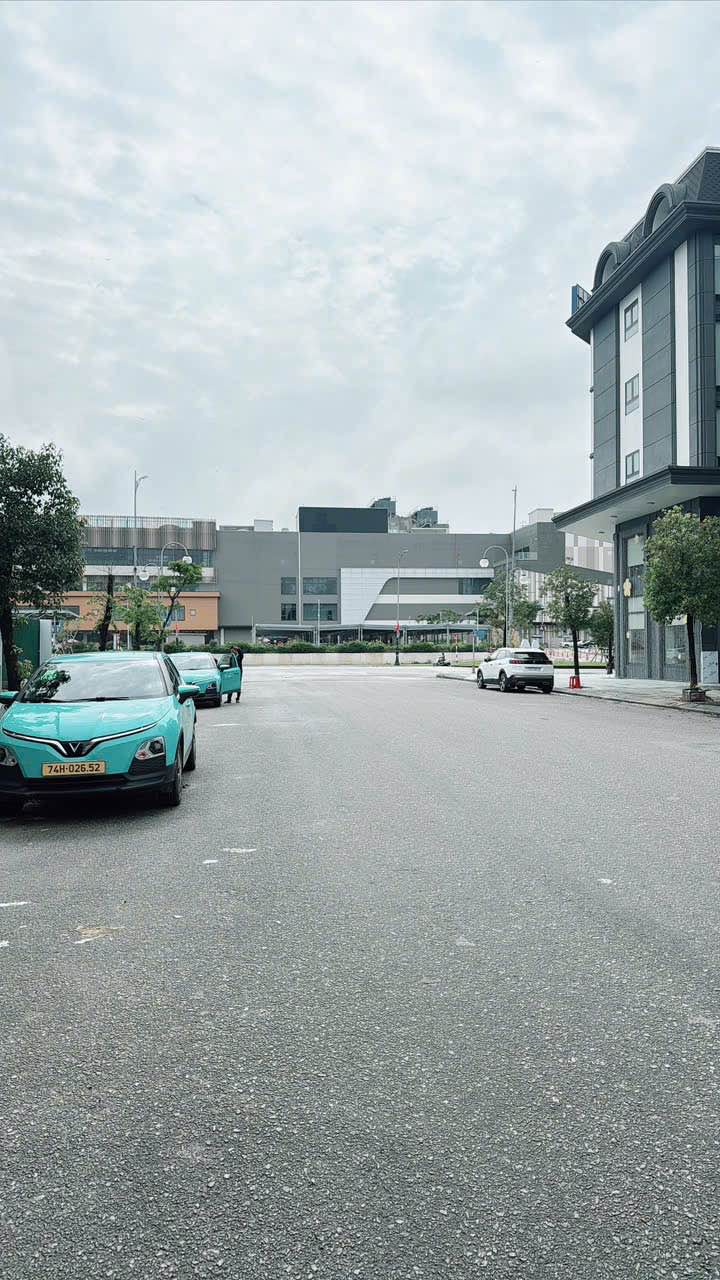 Shophouse Huế đối diện EON 12.5 tỷ - Vị trí đắc địa, kinh doanh đỉnh!