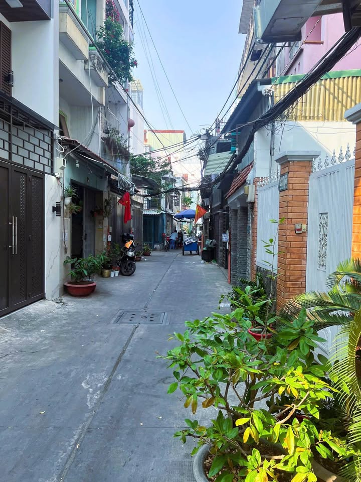 Nhà Góc 3 Mặt Thoáng - Trần Văn Đang Q3 - 61m² - 5 Tầng - 9.8 Tỷ