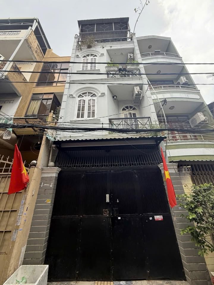 Nhà HXH 50m² Đường 3/2 Quận 10 - 7PN, Sổ hồng sẵn sàng