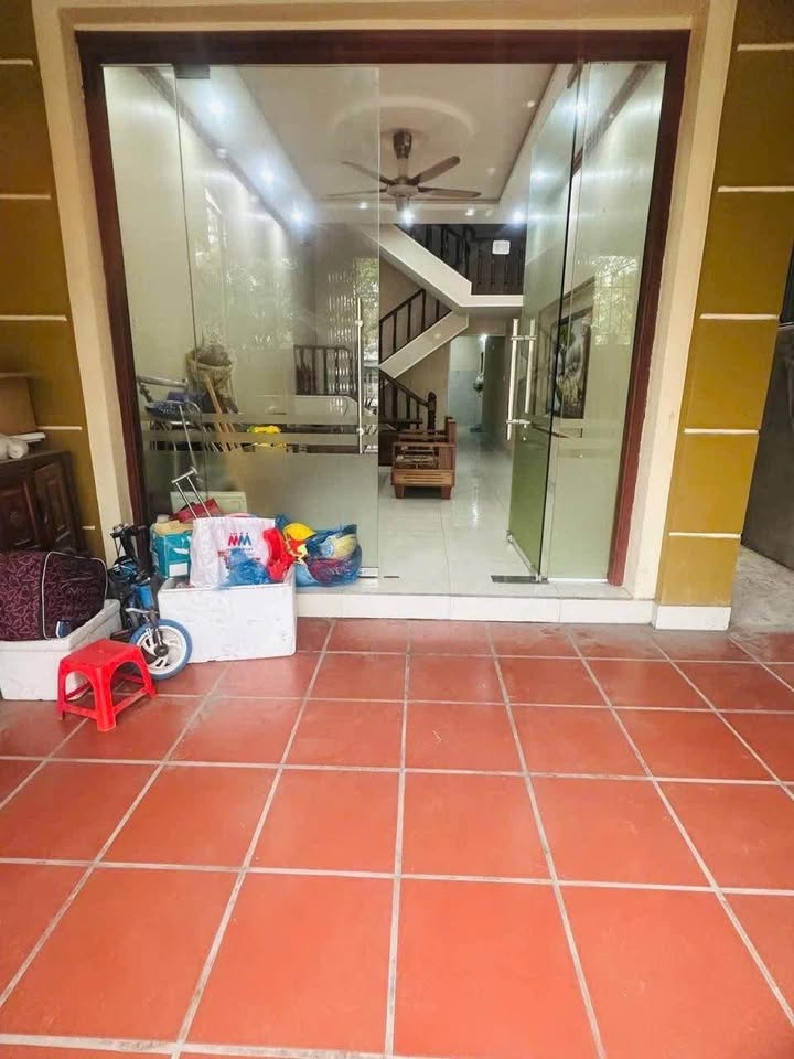 Cho thuê nhà 3 tầng Vũ Hữu, Hải Dương - 6 Triệu/tháng, Sẵn Ở Ngay