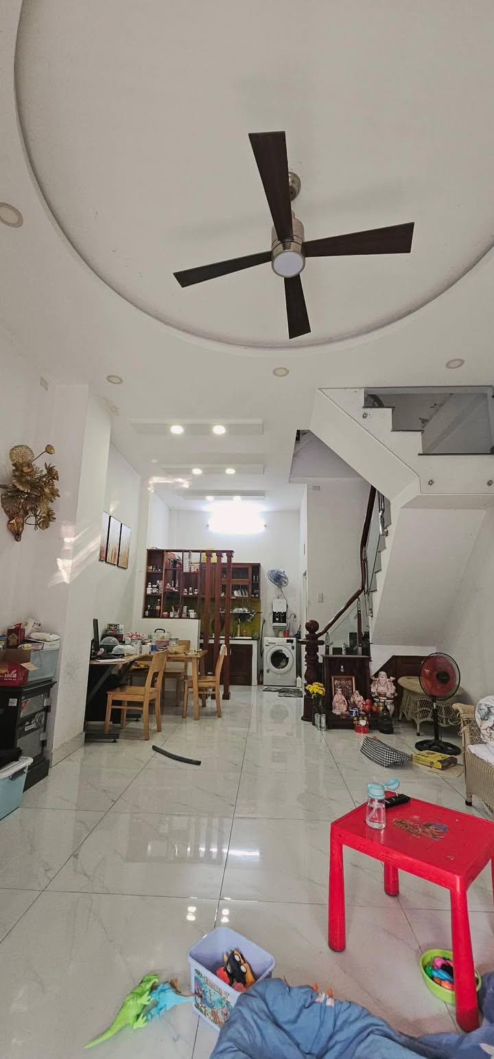 Bán Đất Vàng 175m² Q9 - Sổ Riêng, Xây CHDV 4 Tầng, Gần Lê Văn Việt