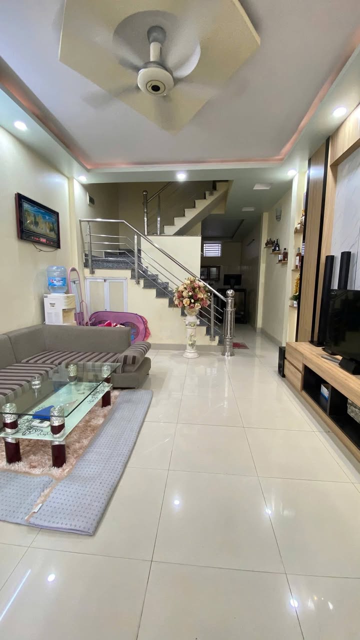 Nhà 50m² 3 Tầng Đằng Hải, Hải An - Sổ Đỏ Chính Chủ Giá 2.95 Tỷ