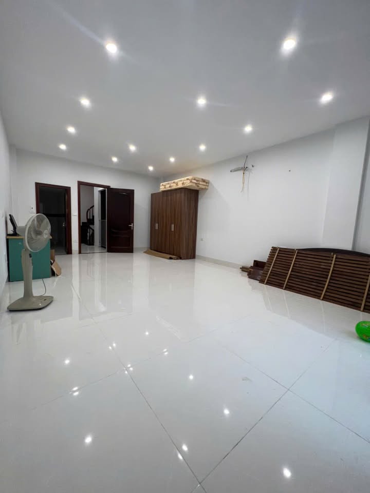 Cho thuê nhà phố Trần Cung 50m² x 4 tầng - Kinh doanh/Văn phòng/Gia đình