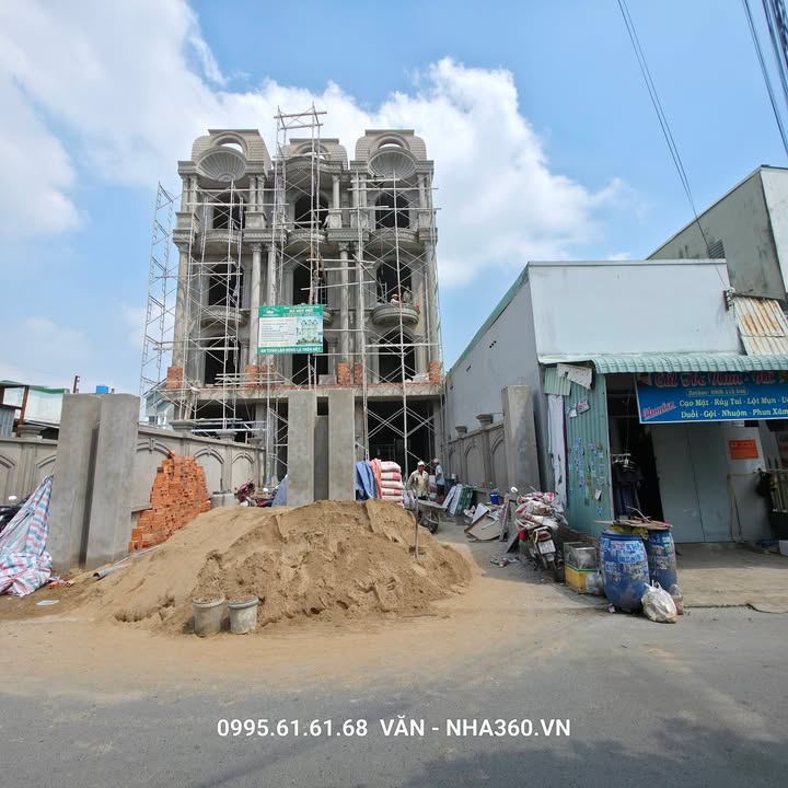 Nhà Phố Mặt Tiền Dĩ An 116m² Sổ Riêng - Kinh Doanh Đắc Lợi