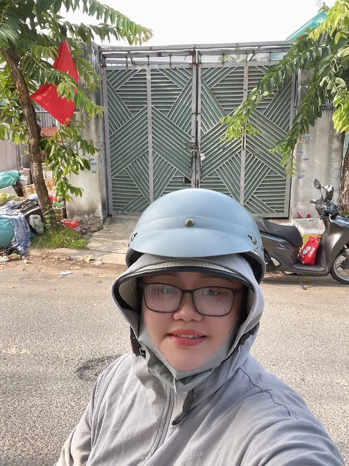 Đất Kèm Xưởng Hóc Môn 240m² - Dòng Tiền Ổn Định 14 Triệu/Tháng!