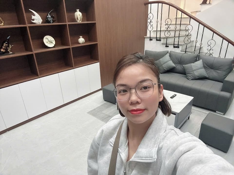 Nhà Phố Đoàn Thị Điểm 32m² 4 Tầng - Full Nội Thất, Sổ Đỏ Vuông Đẹp