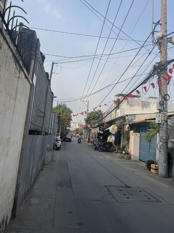 Nhà Mặt Tiền Kinh Doanh Bình Trưng Đông, Thủ Đức - Dòng Tiền 20 Triệu/Tháng