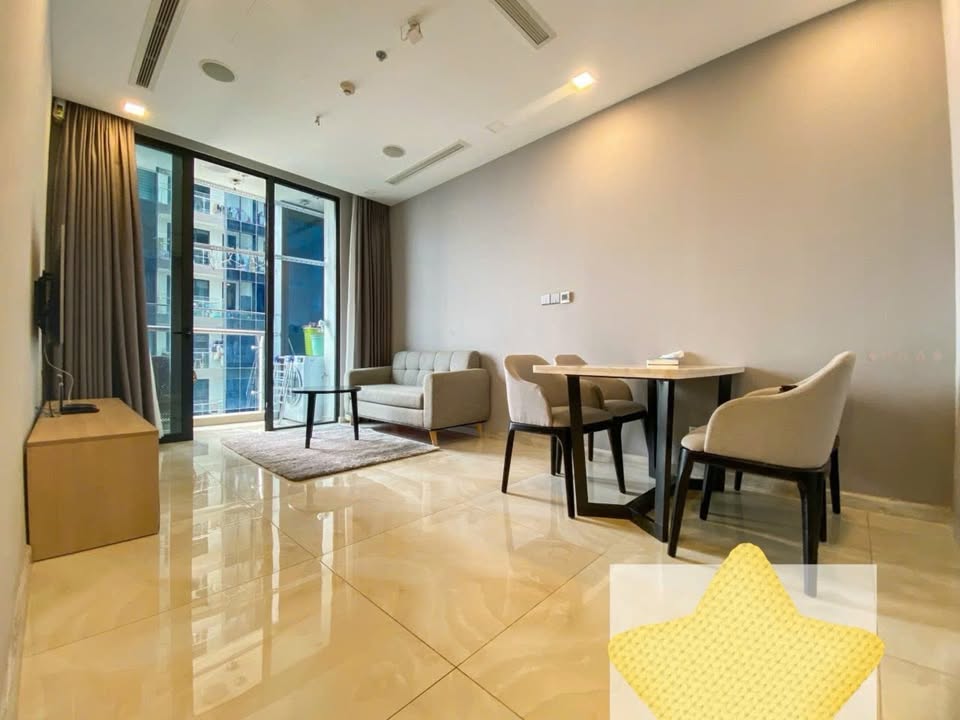 Cho thuê căn hộ 1PN Vinhomes Golden River (Bason) 50m² - Full nội thất