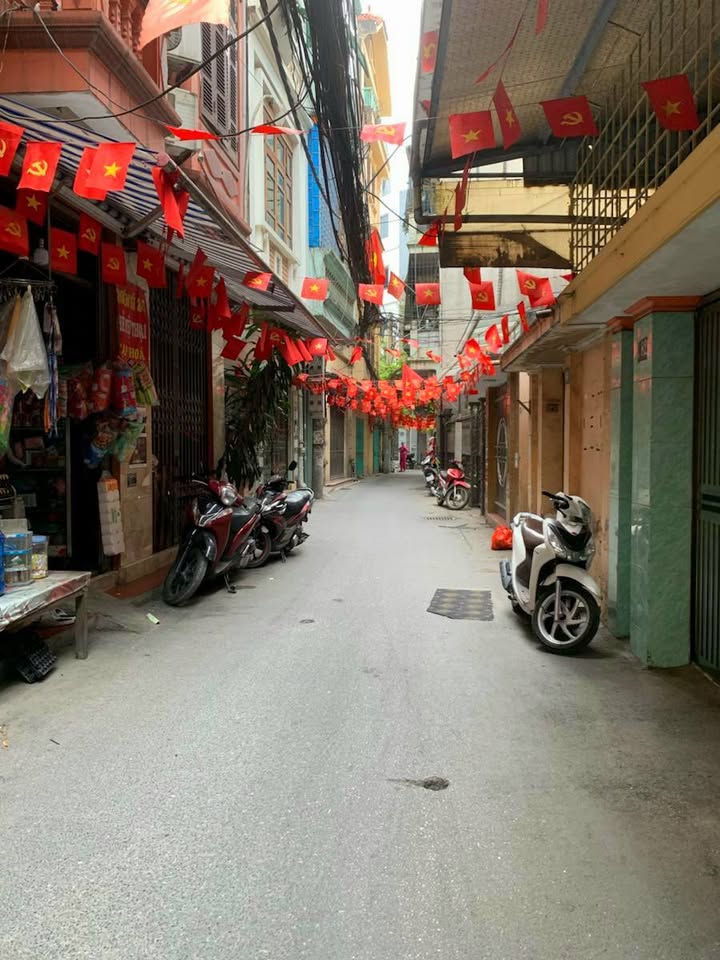 Nhà 6 Tầng Lê Văn Lương 30m² - 2 Thoáng, Full Nội Thất, Giá 8.55 Tỷ