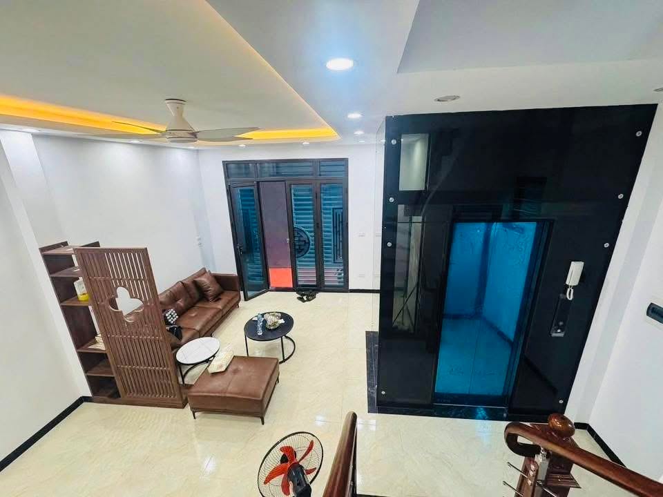 Nhà nguyên căn Mậu Lương, Hà Đông 40m² - Thang máy, full nội thất!