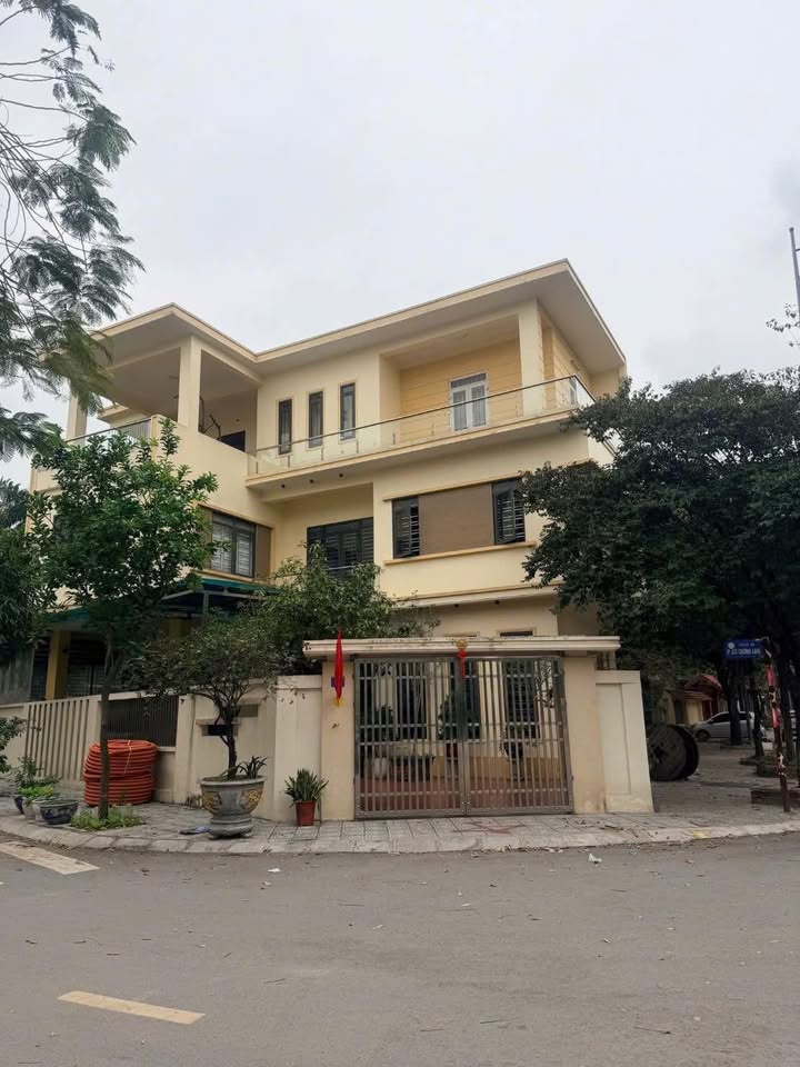 Nhà riêng Ngô Gia Khảm 166m² - Full nội thất, sẵn sàng vào ở!