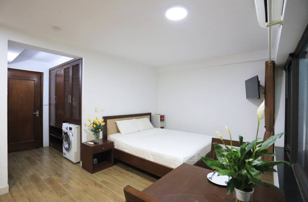 Cho thuê Studio Ngõ 20 Tây Hồ, 30m² Full Nội Thất - Giá 7 Triệu/tháng
