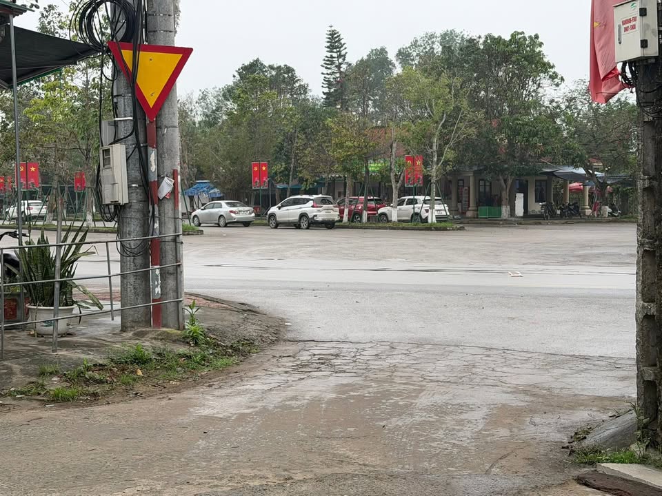 Đất Vàng Đối Diện Bến Xe Quê Nội, Thái Hòa - 249m² Kinh Doanh Đỉnh Cao