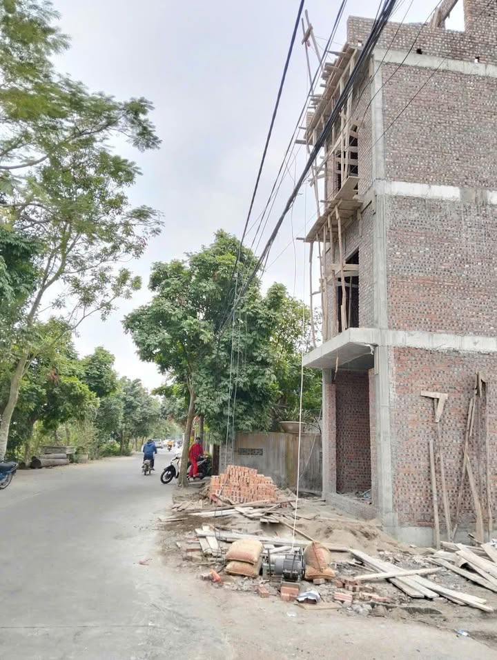 Nhà 3 Tầng Trần Nhân Tông, Kiến An - 47.6m² Giá 3.9 Tỷ, Ô Tô Đánh Võng