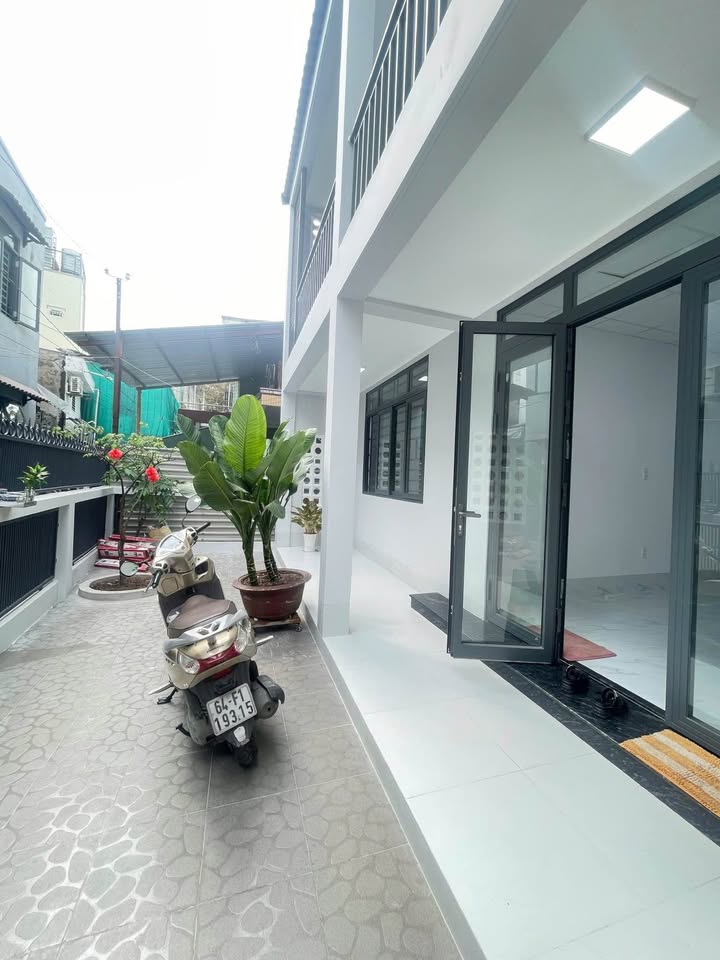 Nhà riêng 200m² Quận Ninh Kiều Cần Thơ 12 triệu - Sẵn sàng ở ngay!