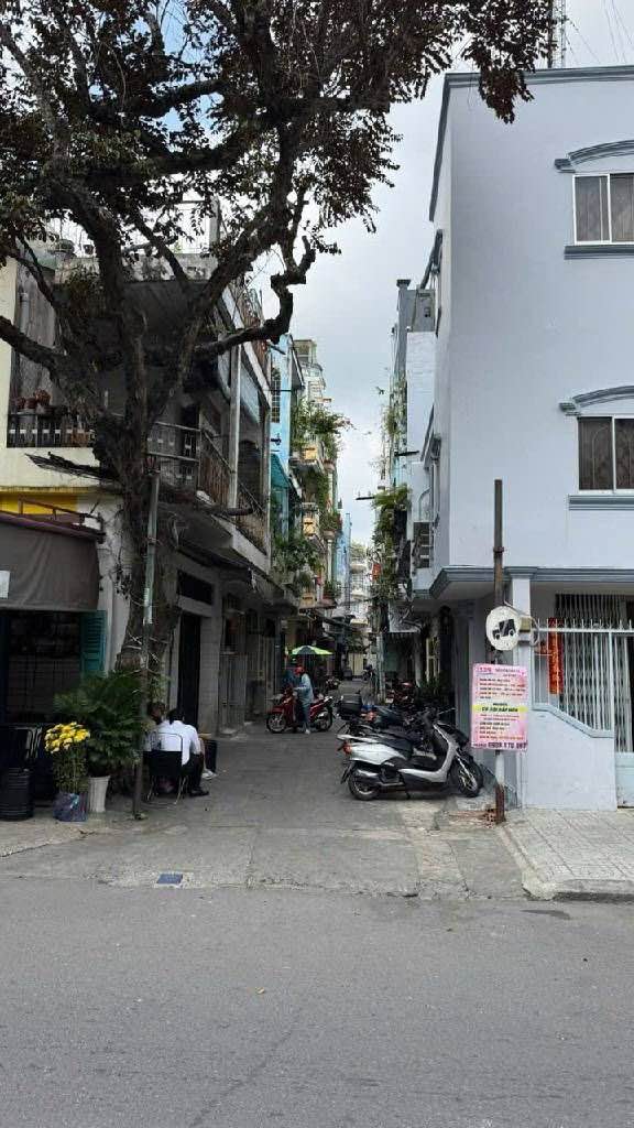 Nhà Lô Góc Nguyễn Tiểu La Quận 10 27m² - Ô tô vào tận nhà!