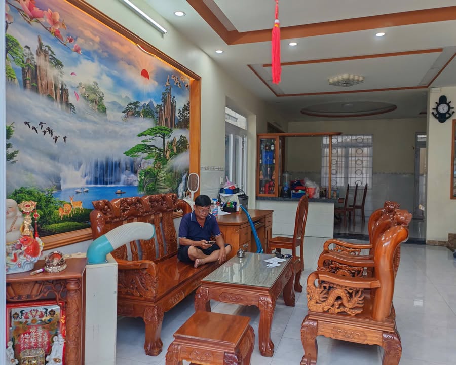 Biệt thự Bình Tân 200m² - KDC Vĩnh Lộc, vị trí đẹp, 17.5 tỷ!