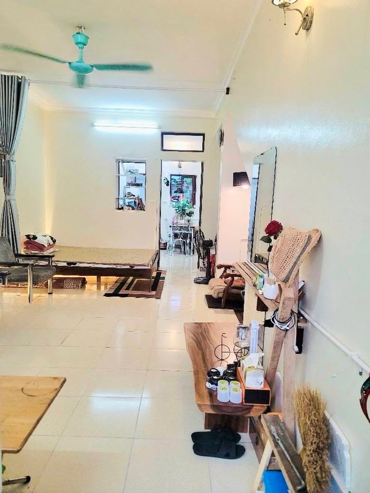 Bán Căn Tập Thể Tầng 1 - 55m² - Ô Tô Vào Tận Cửa - Bắc Từ Liêm