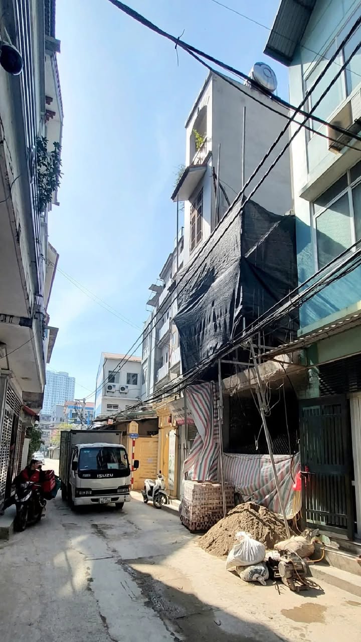 Nhà 5 Tầng Thang Máy Kinh Doanh Mặt Ngõ Thông Bắc Từ Liêm - 32m² Ô Tô Tránh