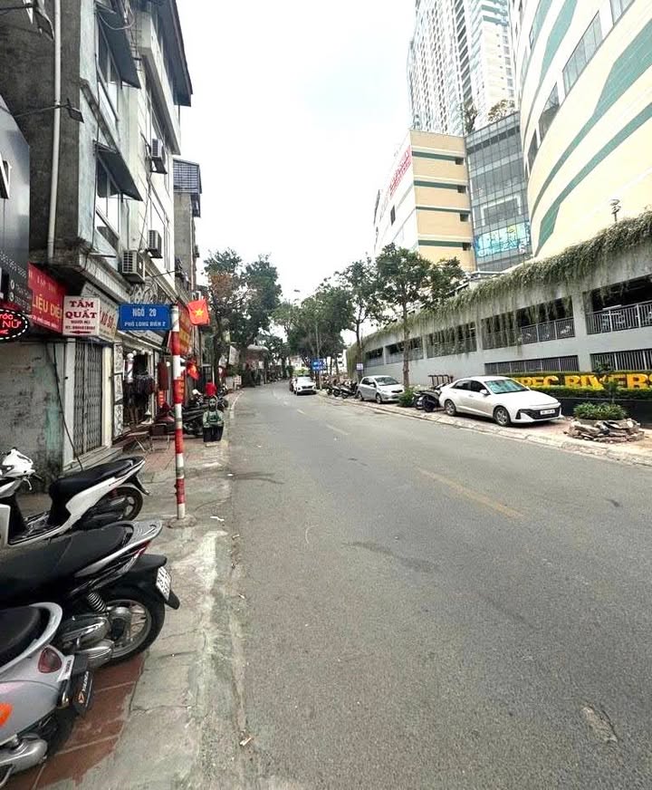 Nhà Phố Việt Hưng Long Biên 50m² - Mặt tiền kinh doanh đắc địa!