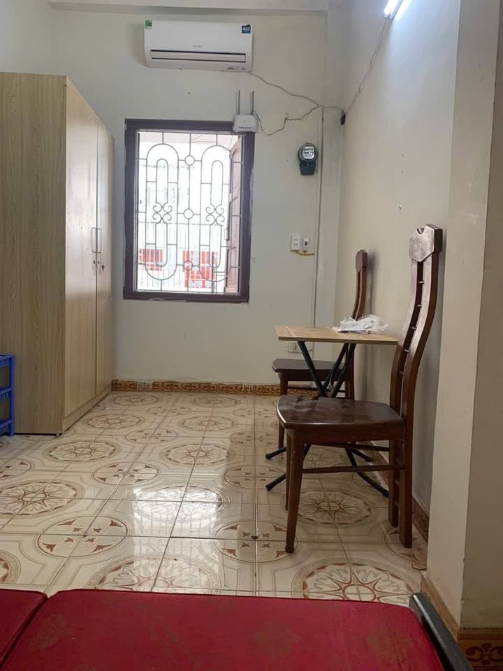 Cho thuê phòng trọ Khương Trung 18m² giá 2.2 triệu - Sẵn sàng cho nữ thuê
