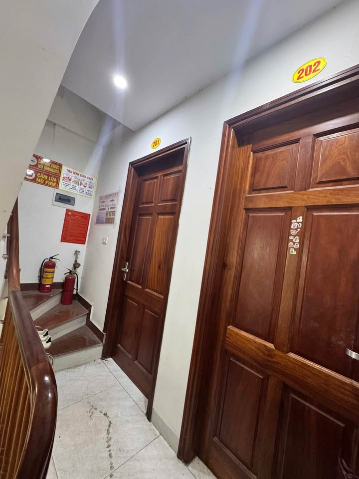 Bán Nhà Cầu Diễn 43m² 5 Tầng - Dòng Tiền Ổn Định 15.5 Tỷ