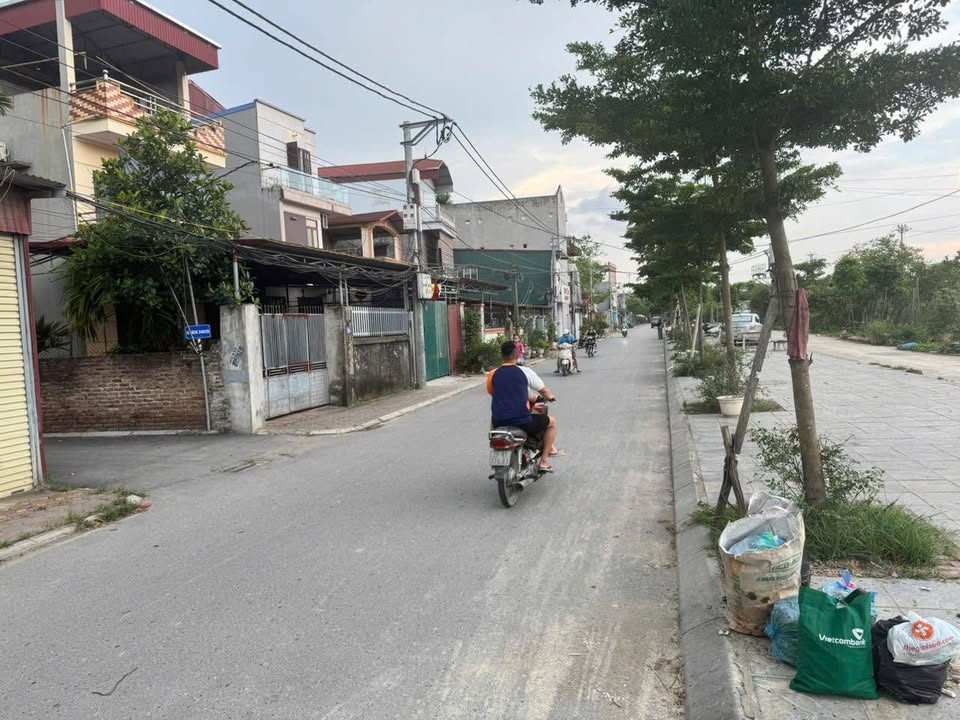 Nhà phố Đa Tốn, Gia Lâm 75m² - Mặt tiền kinh doanh, ô tô tránh