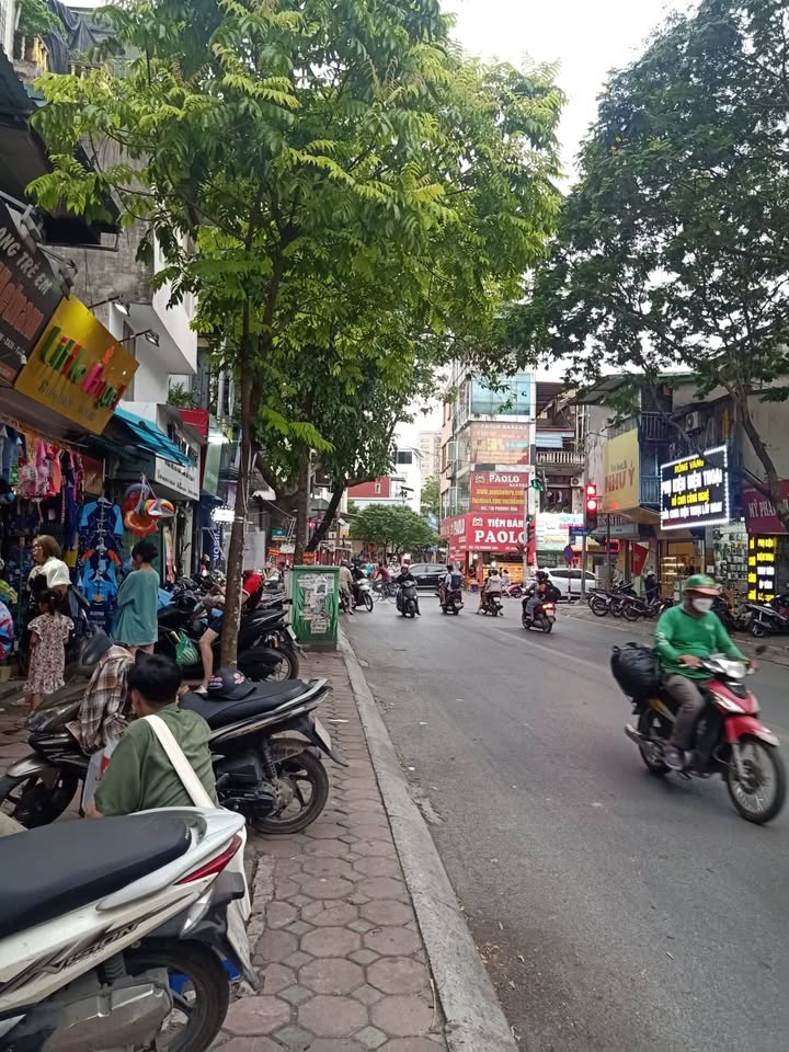 Nhà Mặt Phố Lương Định Của 30m² 5 Tầng Kinh Doanh Sầm Uất - 10.1 Tỷ