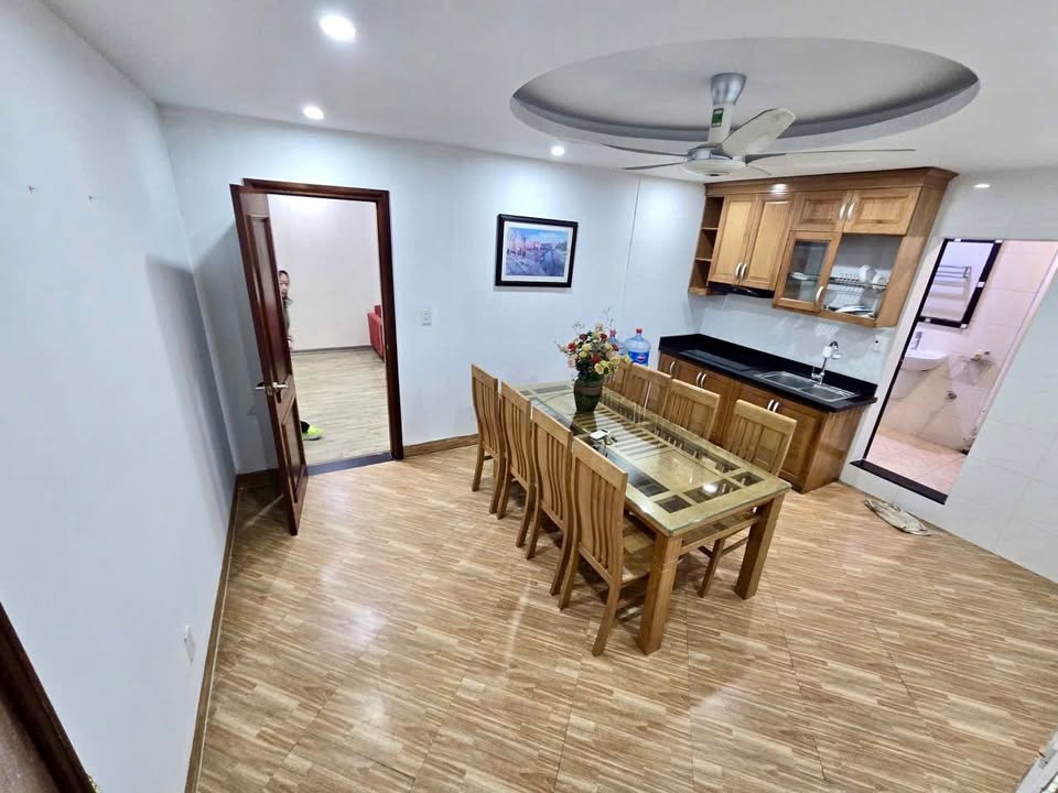 Bán Tập thể Liễu Giai 55m² - 3PN, Full NT, Giá 6.x Tỷ