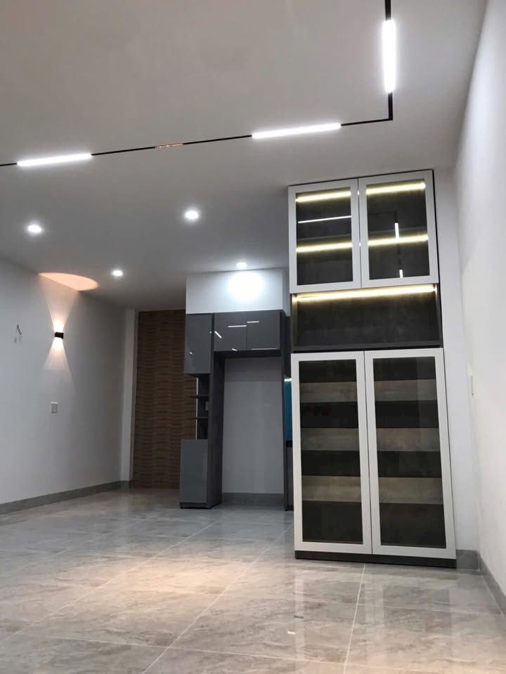 Nhà 1 Trệt 1 Lầu Hùng Vương, Đông Hòa - 54m², 2PN, Giá 3.95 Tỷ