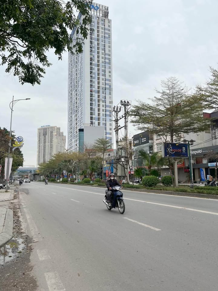 Nhà mặt phố Lê Trọng Tấn Hà Đông 42m² - Kinh doanh đỉnh!