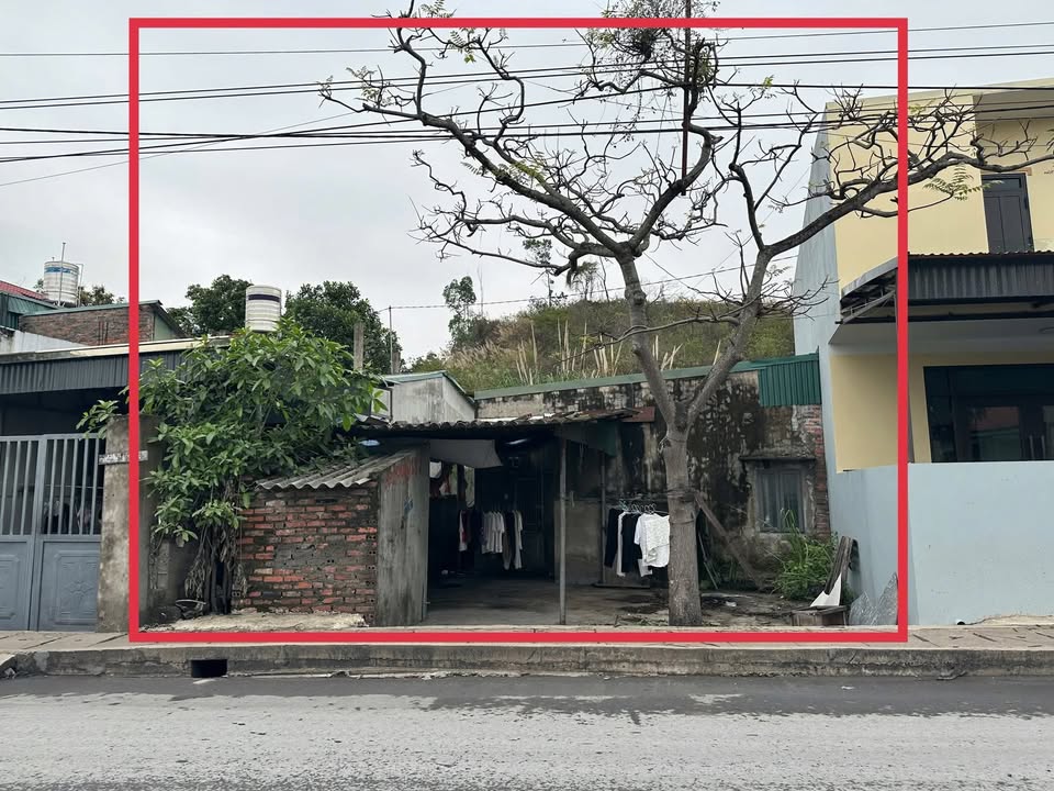 Bán đất 111m² Đường Bến Xe Ca Hà Tu, Hạ Long - Giá 1.7 tỷ, ô tô tránh