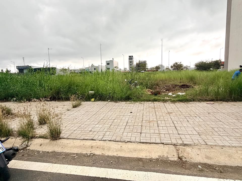 Đất nền Long Xuyên 180m² đối diện Golden City - Tiềm năng tăng giá!