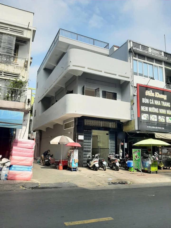 Nhà Mặt Tiền Phạm Văn Hai, Tân Bình 71m² - Kinh doanh sầm uất!