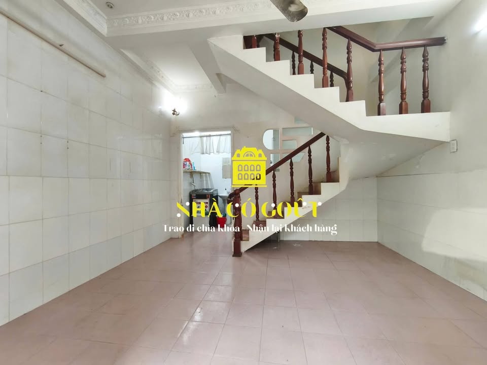 Cho thuê nhà nguyên căn Thảo Điền, 3PN, đường ô tô - 15 Triệu/tháng