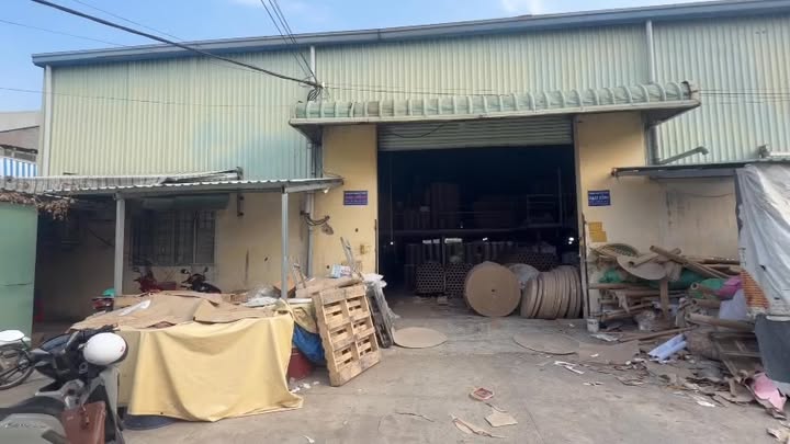 Kho/Xưởng Bình Tân 650m² - Diện tích lớn, Container thoải mái!