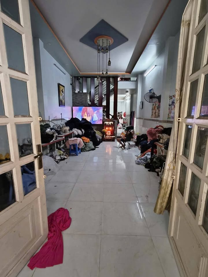 Nhà 3 Lầu P.Bình Hưng Hoà B, 68m² - Giá 8 Triệu/Tháng - Xe Hơi Thoải Mái