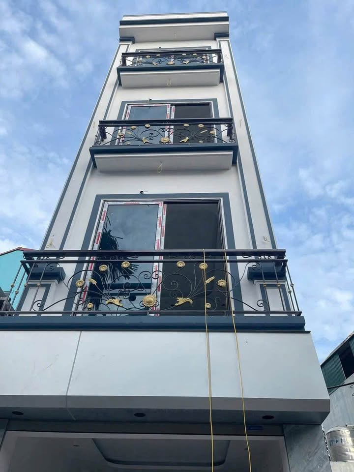 Nhà Riêng Ngõ 10 Văn Nội, Hà Đông 40m² giá 7.2 tỷ - Sẵn sàng ở ngay!