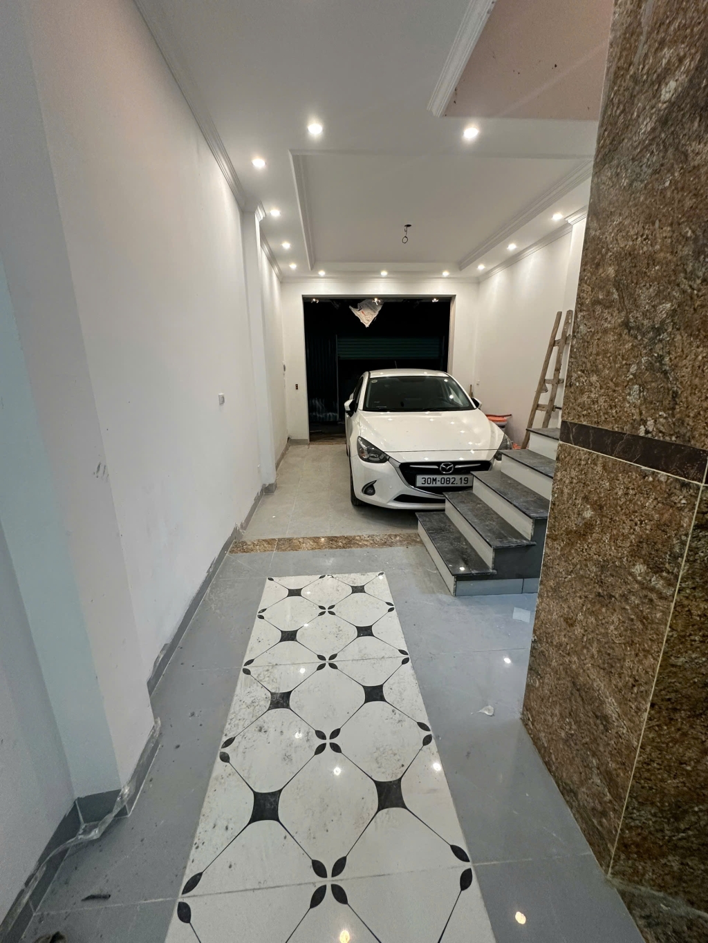 Nhà Phố Hoàng Mai 58m² 6 Tầng Thang Máy - Ô Tô Đỗ Cửa