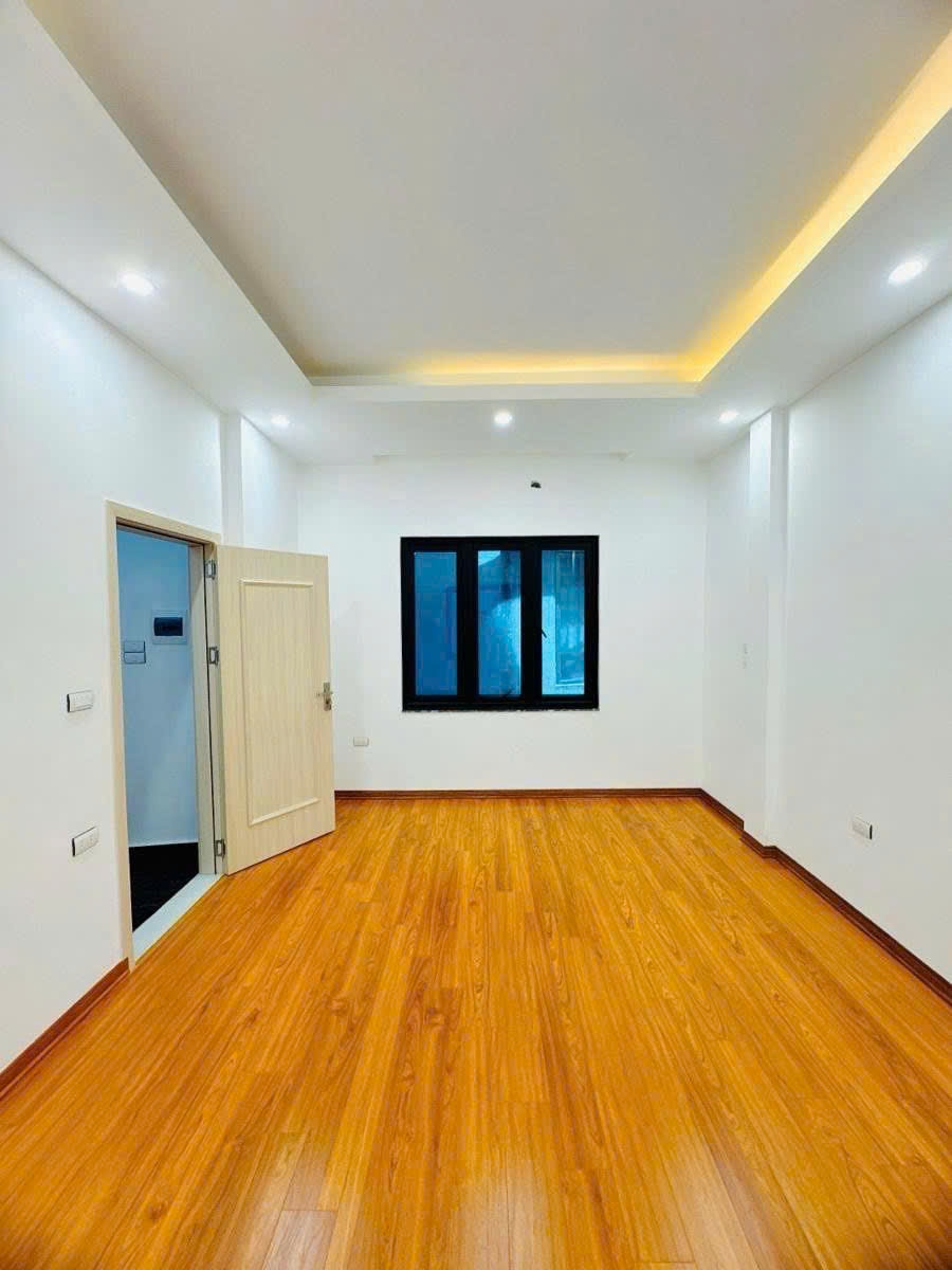 Nhà 35m² Đống Đa, Ngõ Thông, 3 Bước Ra Phố Tôn Đức Thắng - Giá 6.95 Tỷ