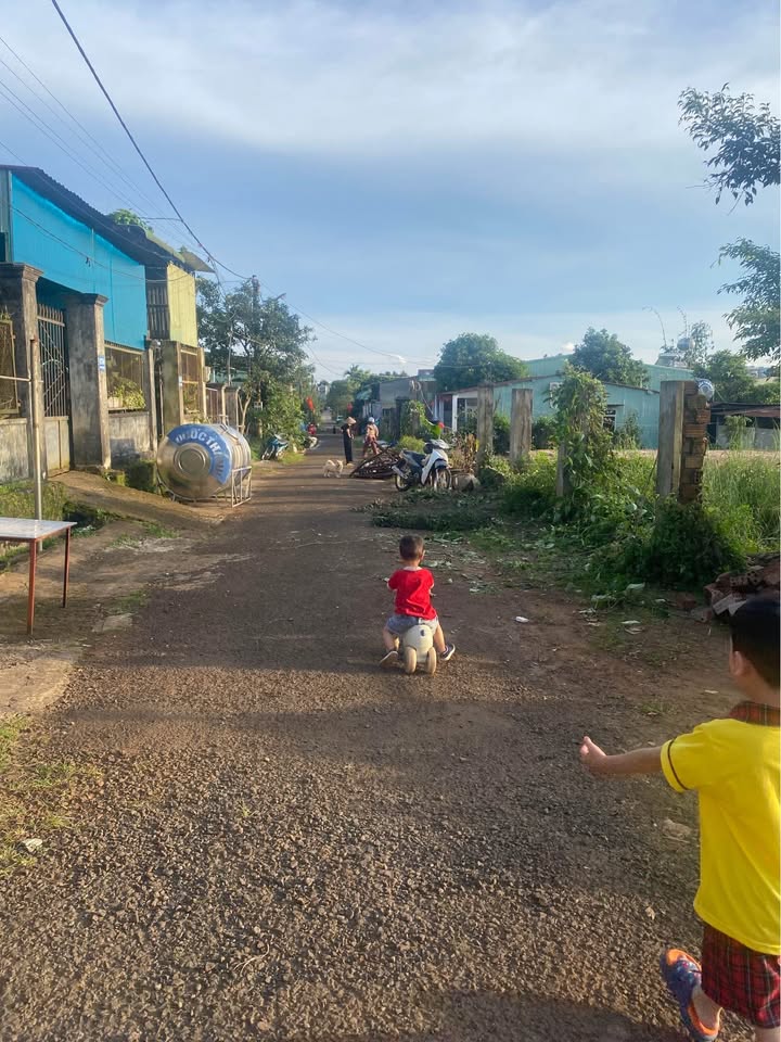 Bán Đất Nền Hẻm 46 Ký Con, Pleiku 130m² - Sổ Đỏ Sẵn Sàng