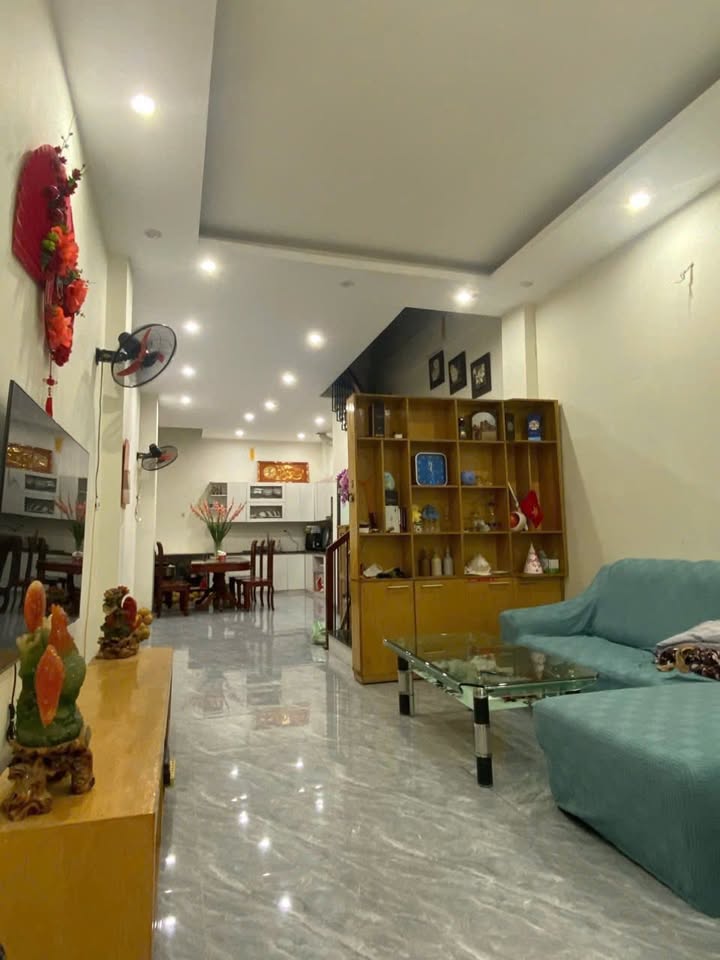 Nhà riêng Hoàng Mai 48m² giá 6 tỷ - Chính chủ bán, sẵn sàng ở ngay!