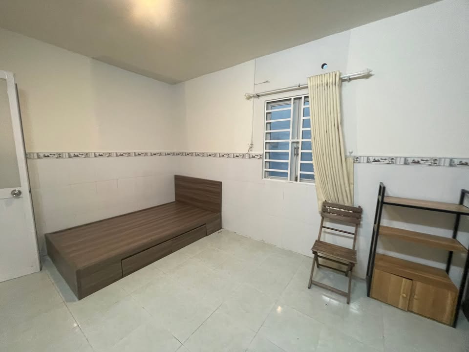 Nhà nguyên căn Đặng Văn Bi, Thủ Đức 100m² - Sẵn sàng ở ngay!