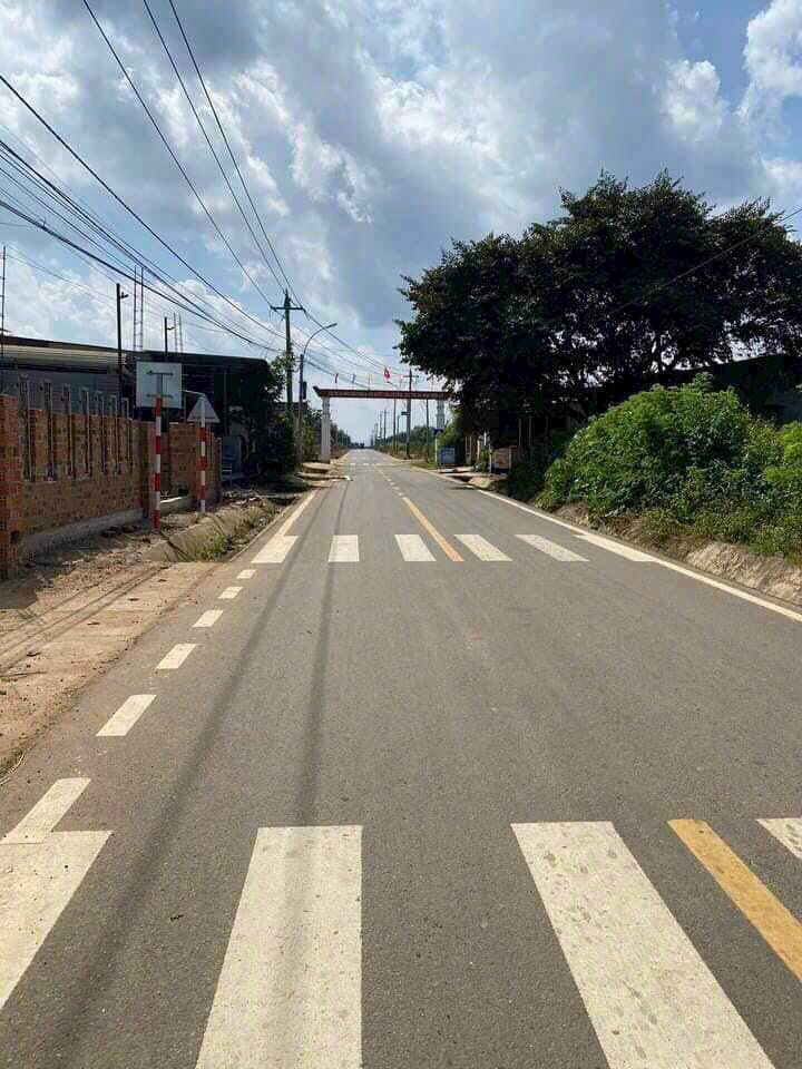 Đất nền Đắk Cấm 570m² - Sổ đỏ chính chủ, giá chỉ từ 1 tỷ!