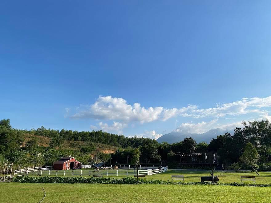 Bán Đất Nền Biệt Thự Chân Bà Nà 504m² - Sổ Đỏ Rõ Ràng, Giá Đầu Tư Tốt